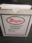 2105 Dwyer Magnehelic Pressure Gage