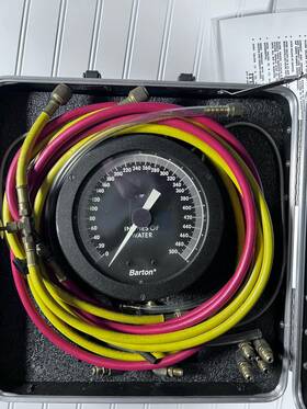 247c Barton Differential Pressure Indicator Gauge Kit With Hoses And Case 247c Barton Differential Pressure Indicator Gauge Kit With Hoses And Case