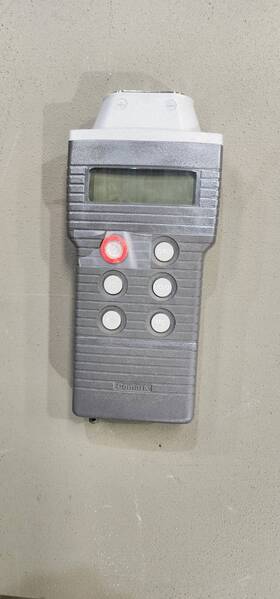C95071s Comark Pressure Meter Unit #2 C95071s Comark Pressure Meter Unit #2