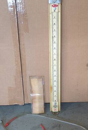 Dwyer 1222-16-w/m U-tube Manometer Air Pressure Meter 0-8 Inch H2o Mpn
