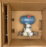 Rosemount 3051CD1A02A1AS5M5Q4 Diff Press Transmitter & 0305 Manifold. Fixed Price $1950.00.