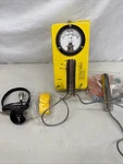 Lionel Electronic Labs. CDV-700 Mod. 6B Radiation Detector/geiger Counter 40331. Fixed Price $157.00.